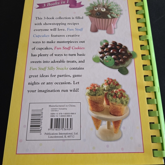 Fun Stuff 3 Books in 1: Cupcakes, Cookies, Silly Snacks Cookbook - Picture 2 of 3